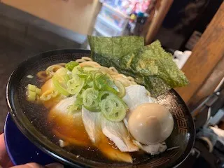 ラーメンのもちもち食感を堪能する山梨県の手打ち麺徹底ガイド