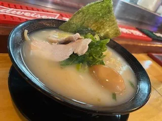 ラーメン好き必見山梨県で楽しむ激辛チャレンジ体験と味のバランス比較ガイド